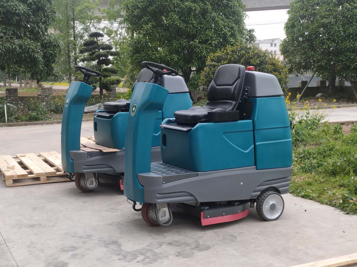 洁士S70B大型双刷驾驶式芭乐APP下载官方网站地址进入，双刷驾驶式洗地车，双刷驾驶式芭乐视频在线播放，双刷驾驶式扫地车